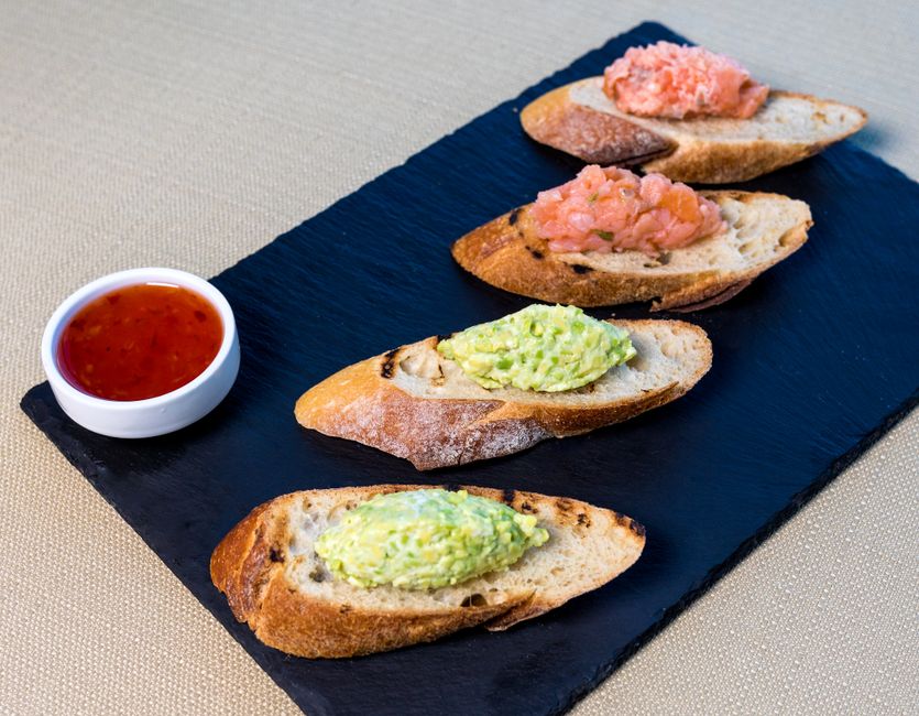 Knäckebröd with salmon spread