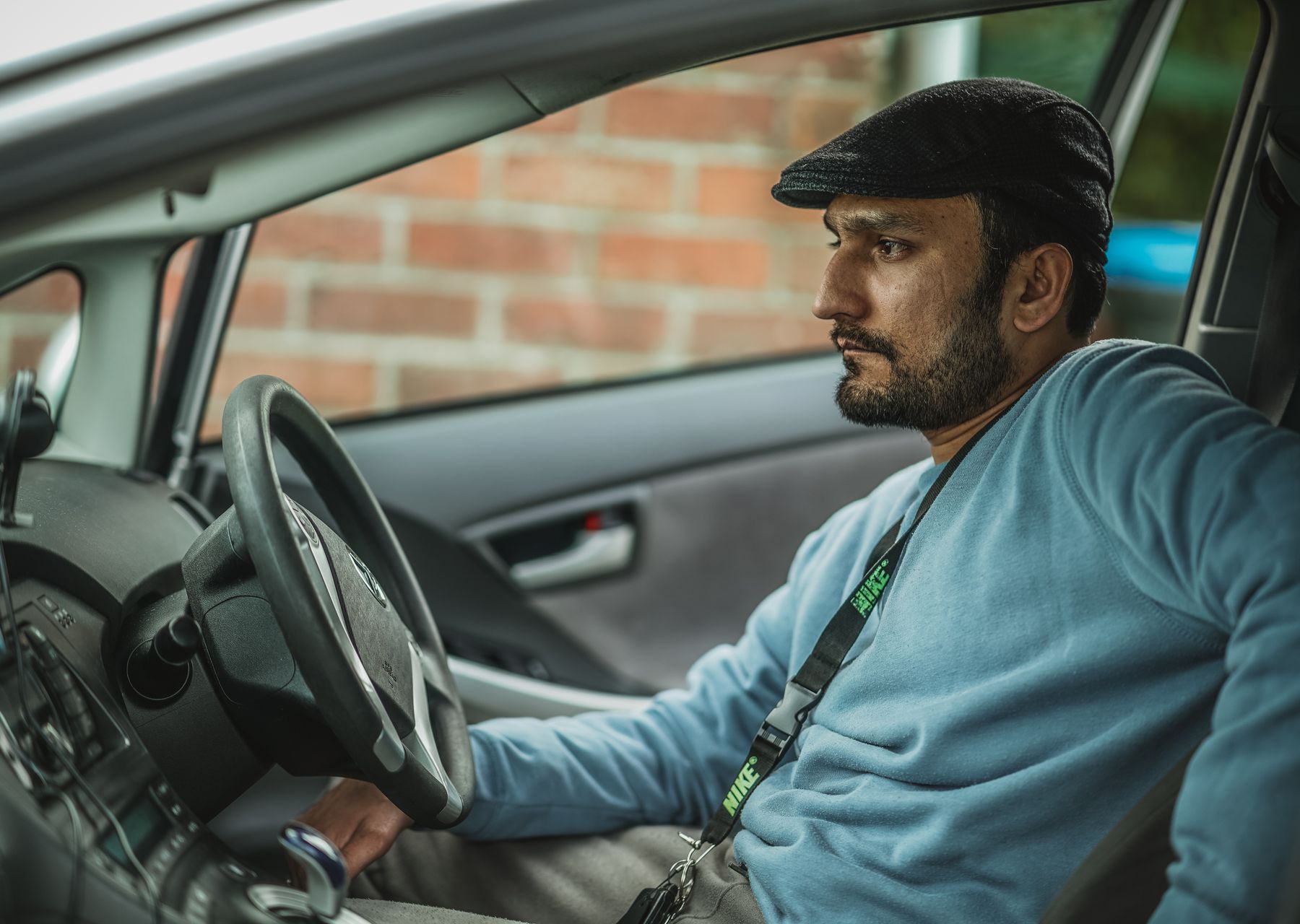 Professional removals crew at work — man and van Edgcott