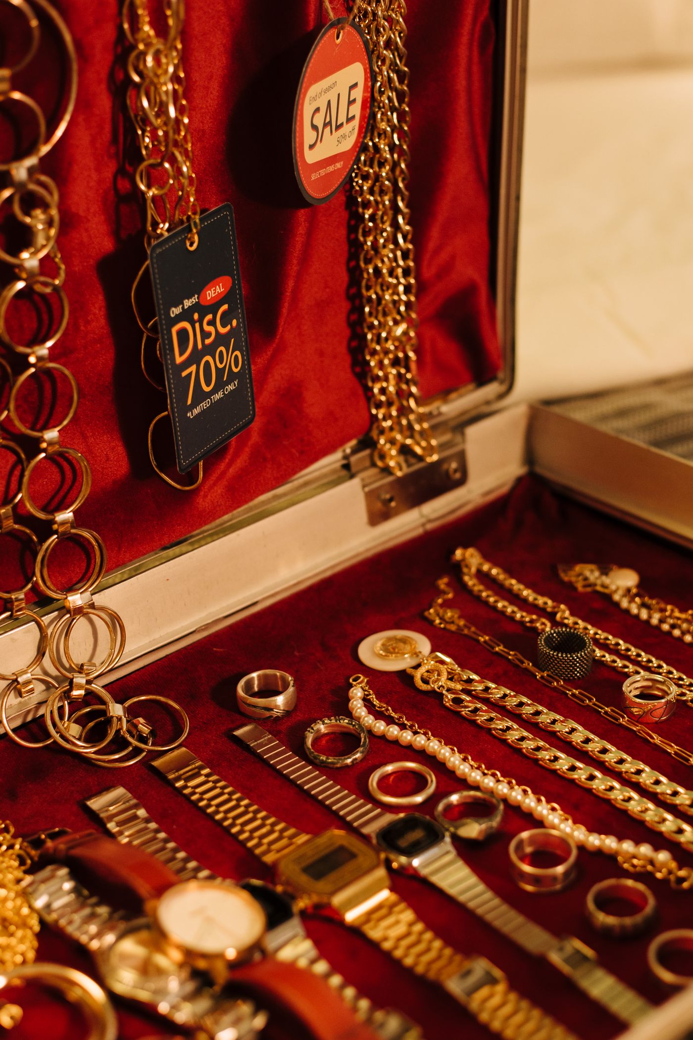 Chains and watches, Sona Jewellers