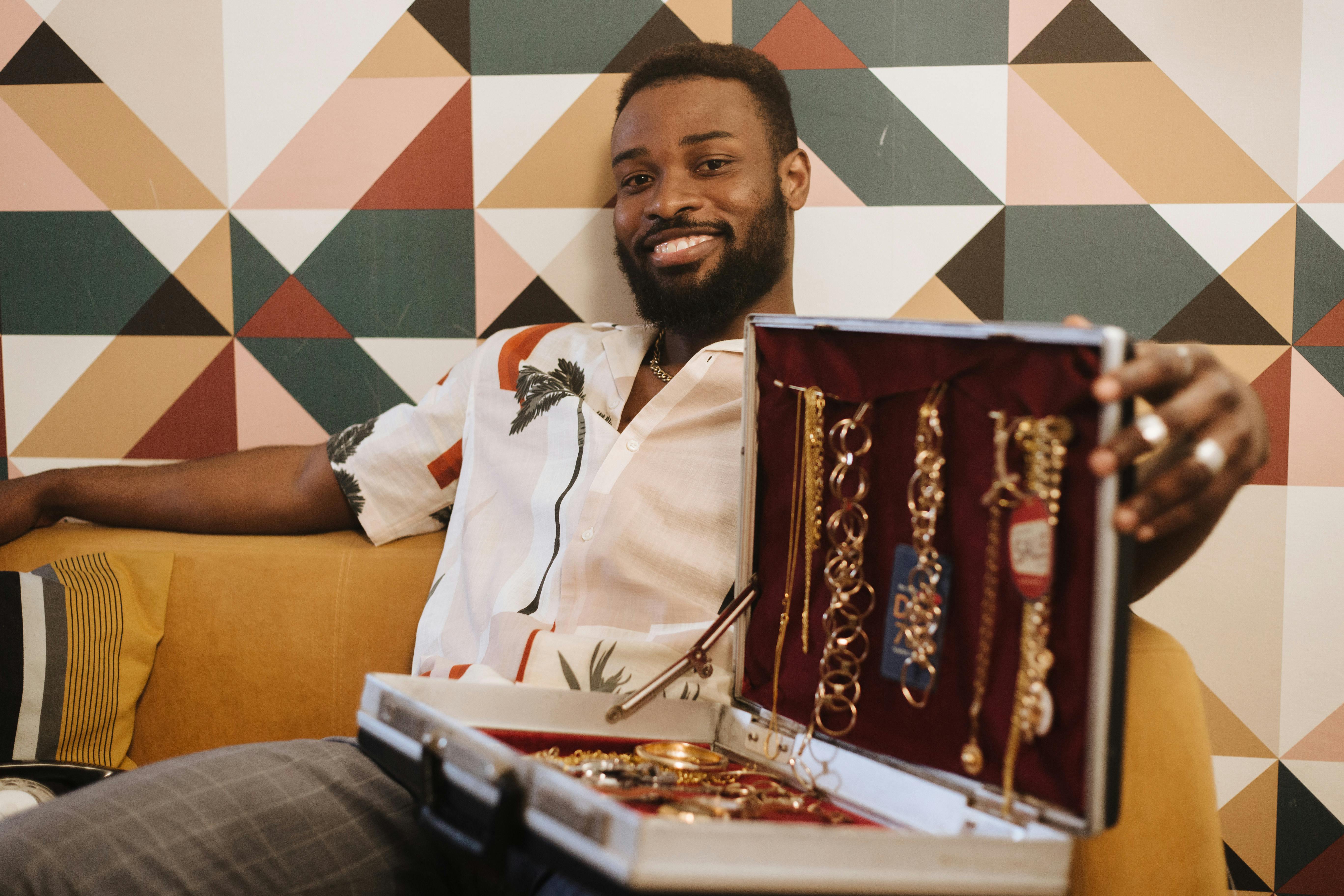 Side Hustle Central — Photo by Ron Lach on Pexels