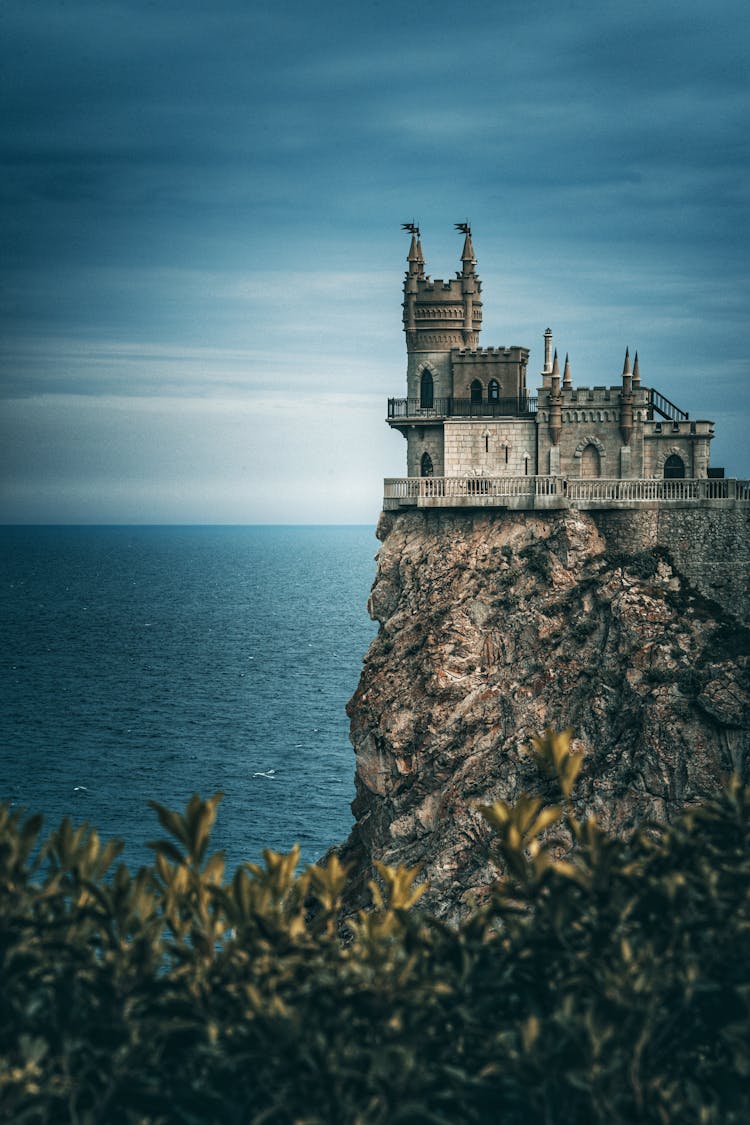 The Swallow's Nest Castle In Haspra Crimea, Ukraine