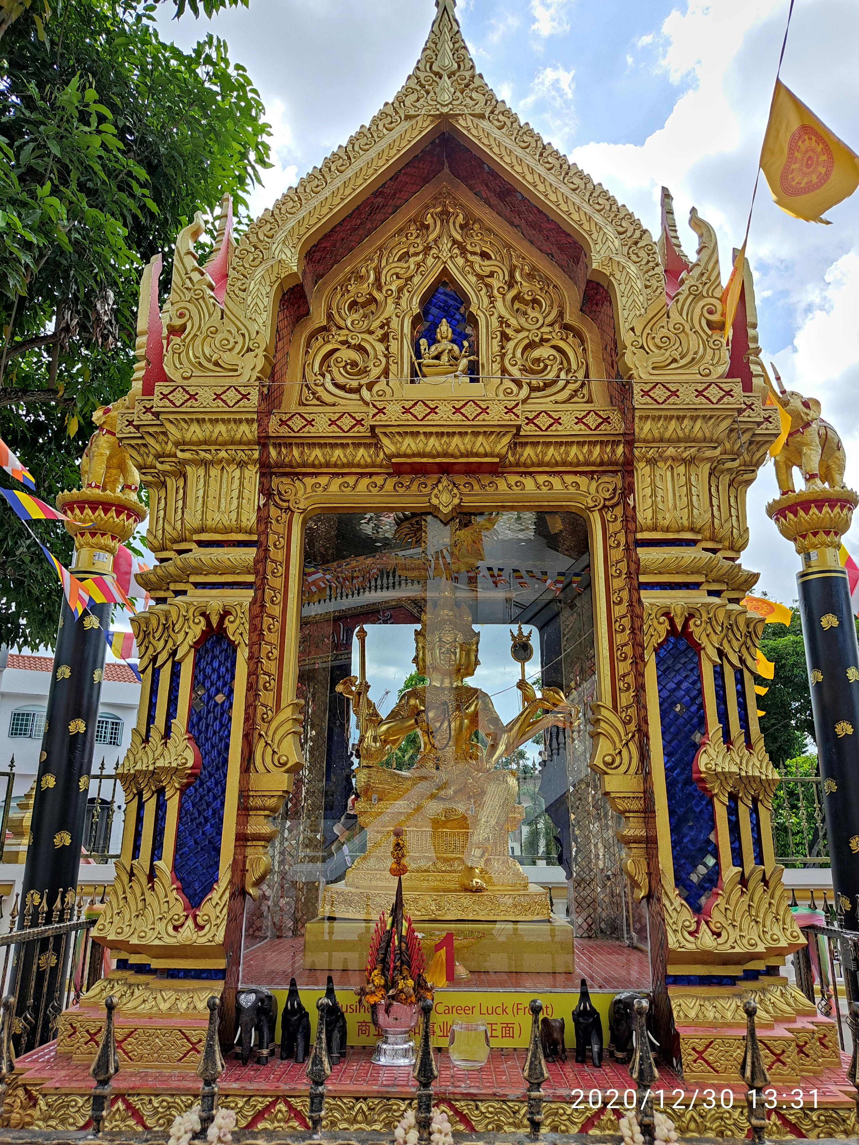 Scientist in a biosafety laboratory analyzing infectious disease samples
