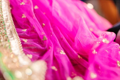 Foto stok gratis bersinar, gaun merah muda, kain