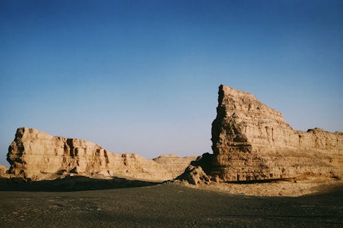 Foto profissional grátis de ao ar livre, areia, arenito