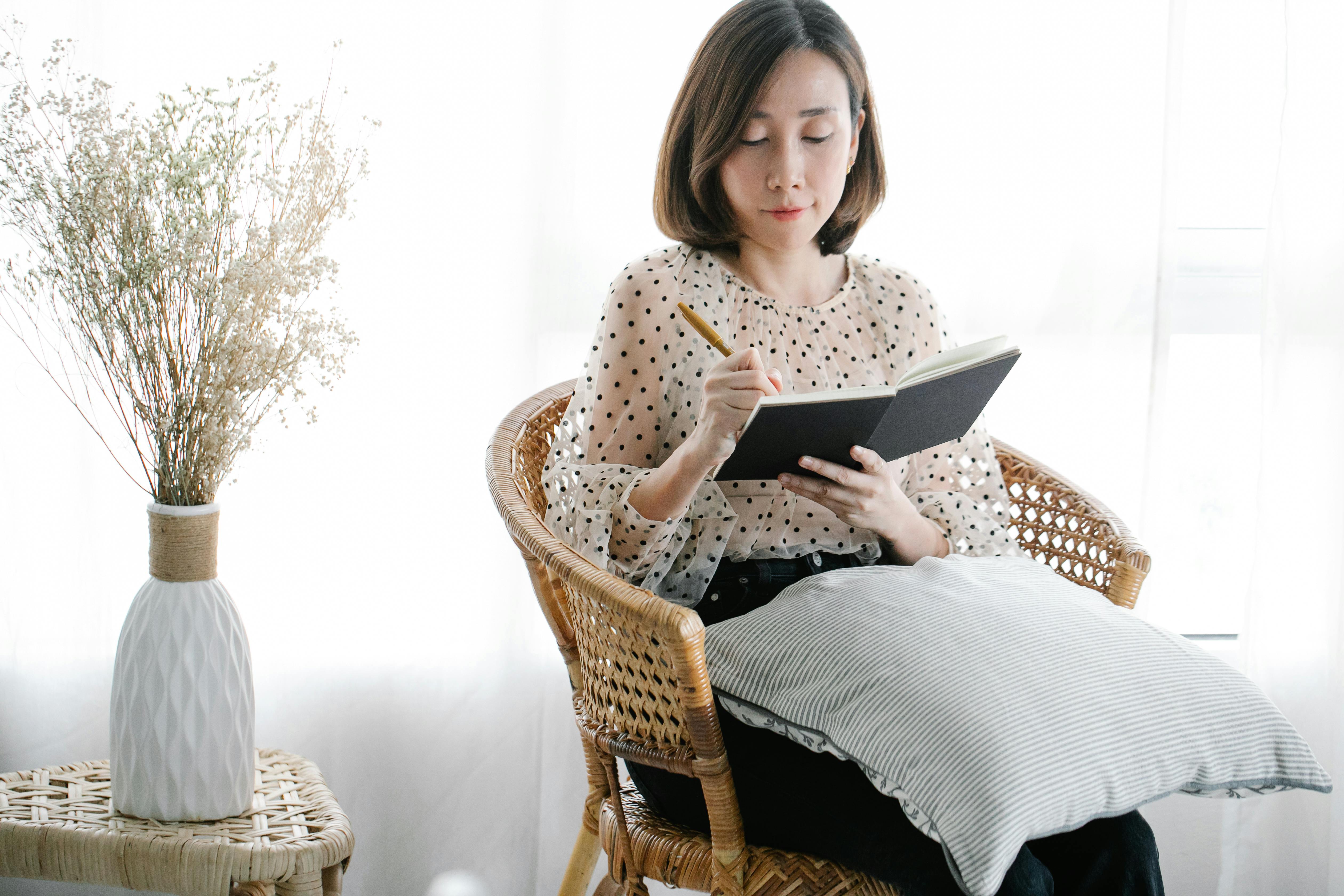 Sharing Your Fertility Story: Finding Your Voice and Deciding When and How to Use It