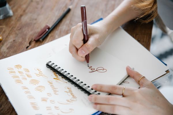 Faux calligraphy class for beginners — learn easy hand lettering with any pen, no special tools needed