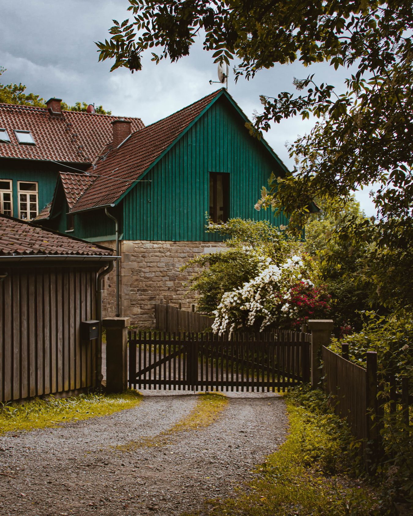 Privacy & Boundary Fencing - illustrative fencing or landscape image