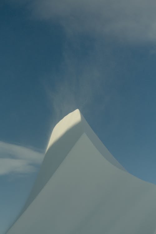 Kostenloses Stock Foto zu berg, bergspitze, blauer himmel