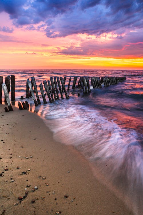 Free Photo of Seashore During Dawn Stock Photo