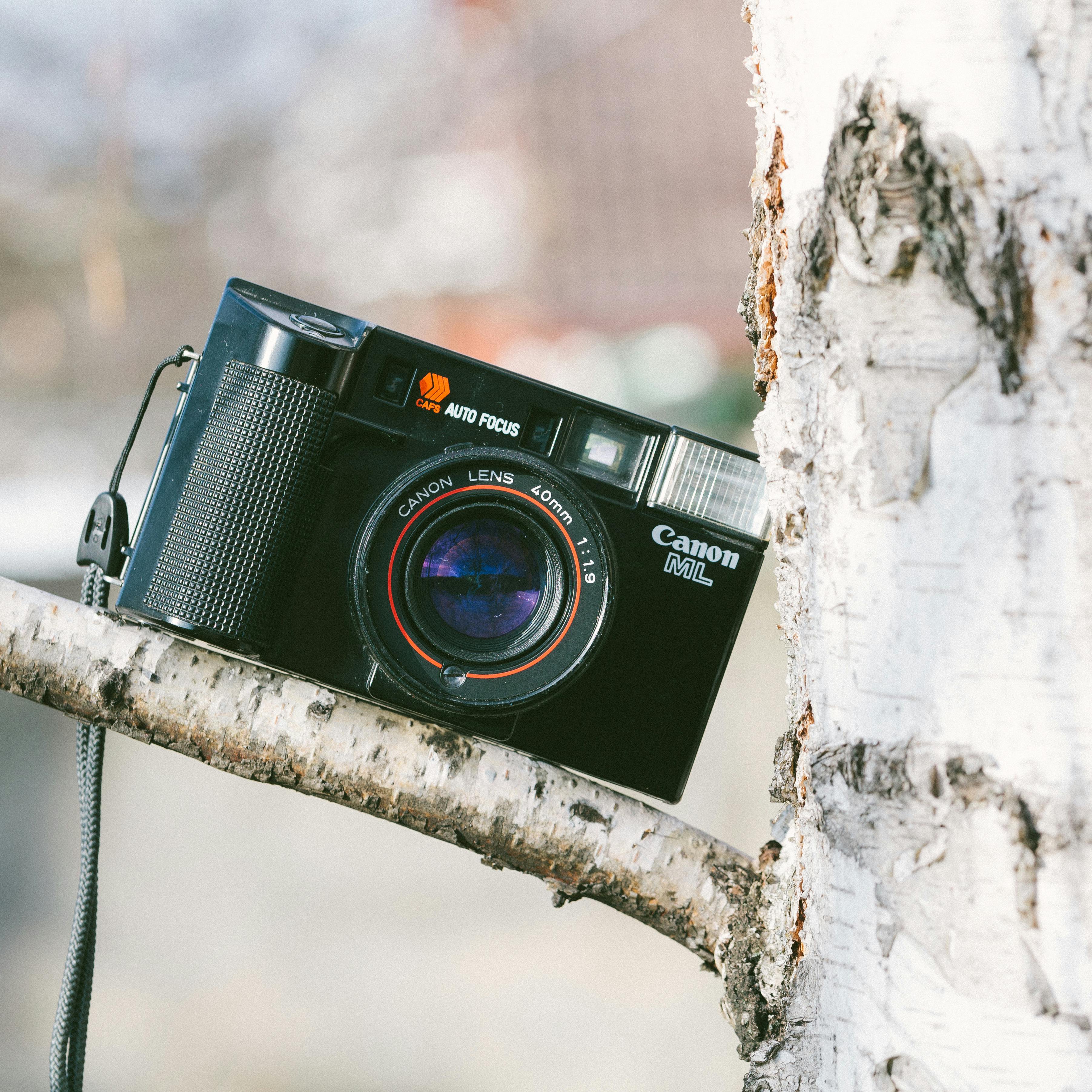 Tech for Travel Photography: Gadgets for Capturing Stunning Images