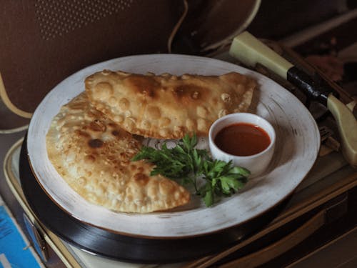 Foto d'estoc gratuïta de berenar, chebureki, deliciós