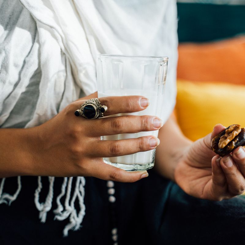 Date and Walnut Ma'amoul Breakfast Bars