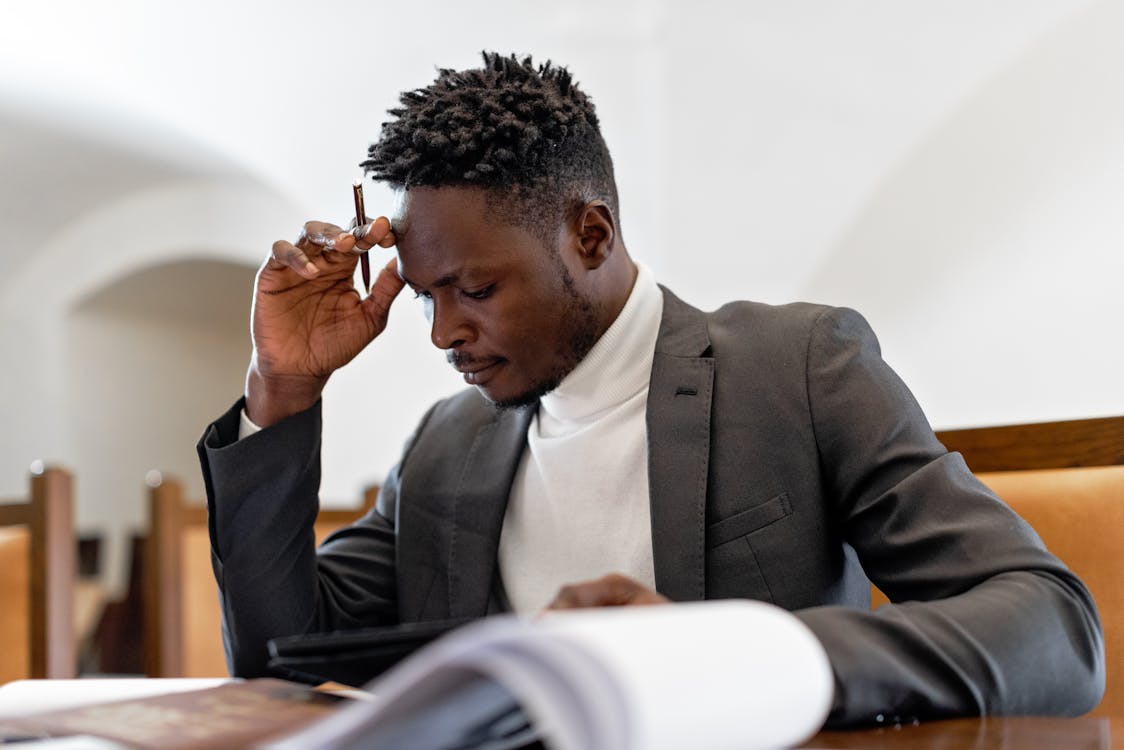 Gratis stockfoto met accounting, advocaat, afro haar