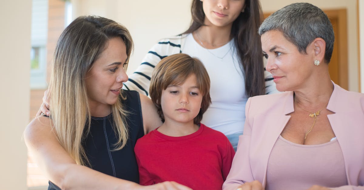 國防:中國出生人口驟跌,對中共政權安全的深遠影響