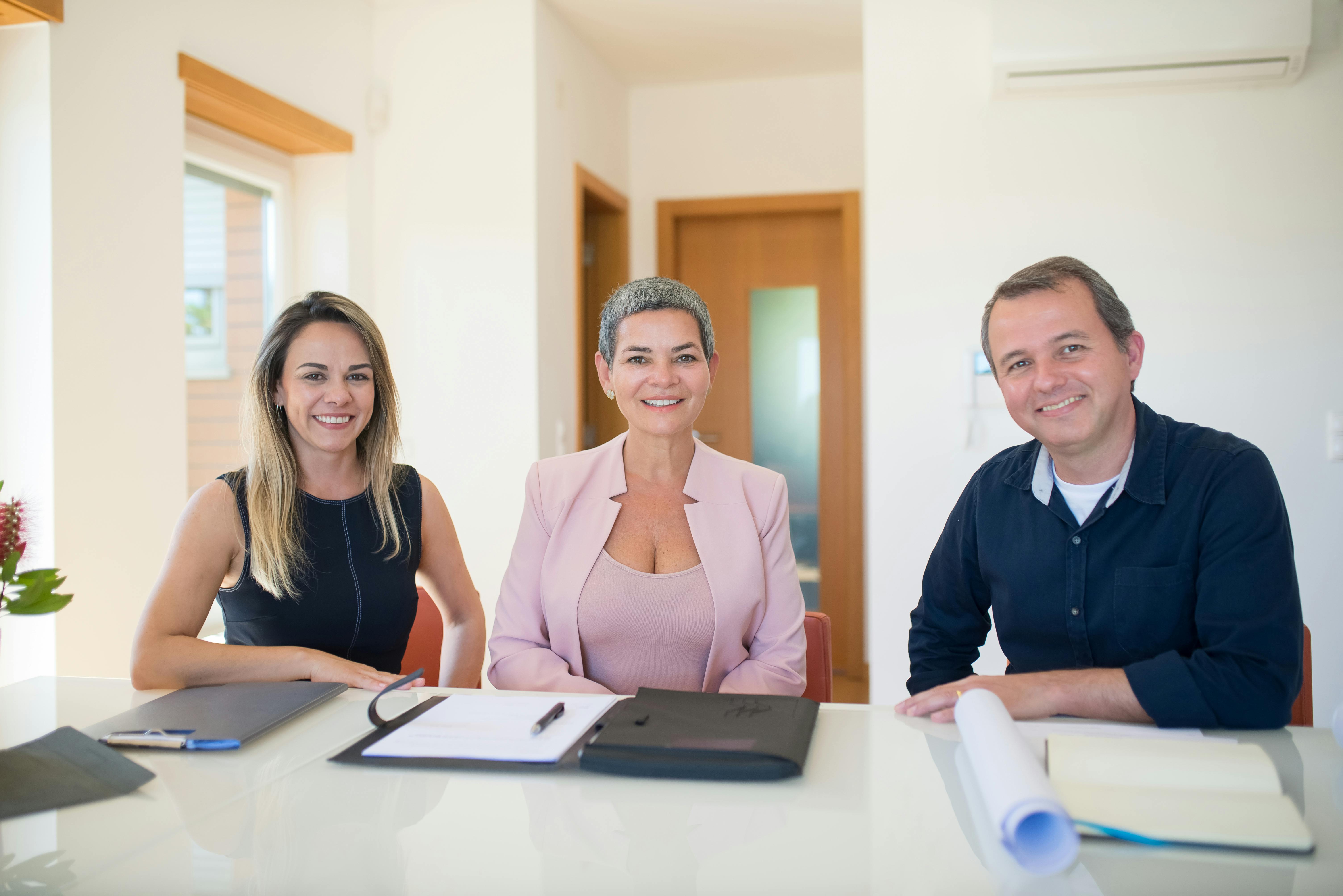 Execuția șocantă a unui jurnalist acuzat de dezvăluiri despre corupția din familia regală. Drepturile omului, din nou sub amenințare.