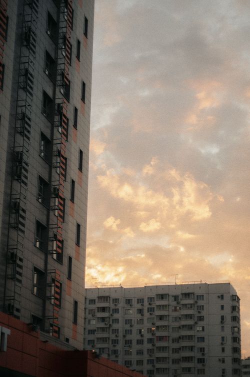 Free Capture of modern residential buildings in Krasnodar city during sunset with a beautiful sky. Stock Photo
