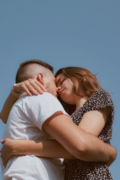 Fotos de stock gratuitas de abrazando, afecto, amor