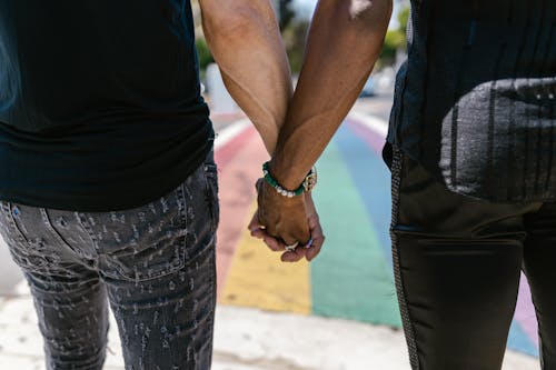 Fotobanka s bezplatnými fotkami na tému držanie za ruky, gay, Gay Pride