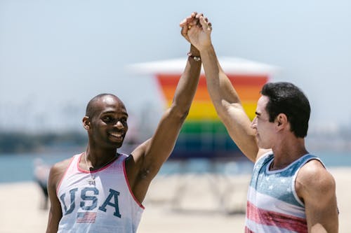 Ilmainen kuvapankkikuva tunnisteilla afroamerikkalainen mies, gay, katsellen toisiaan