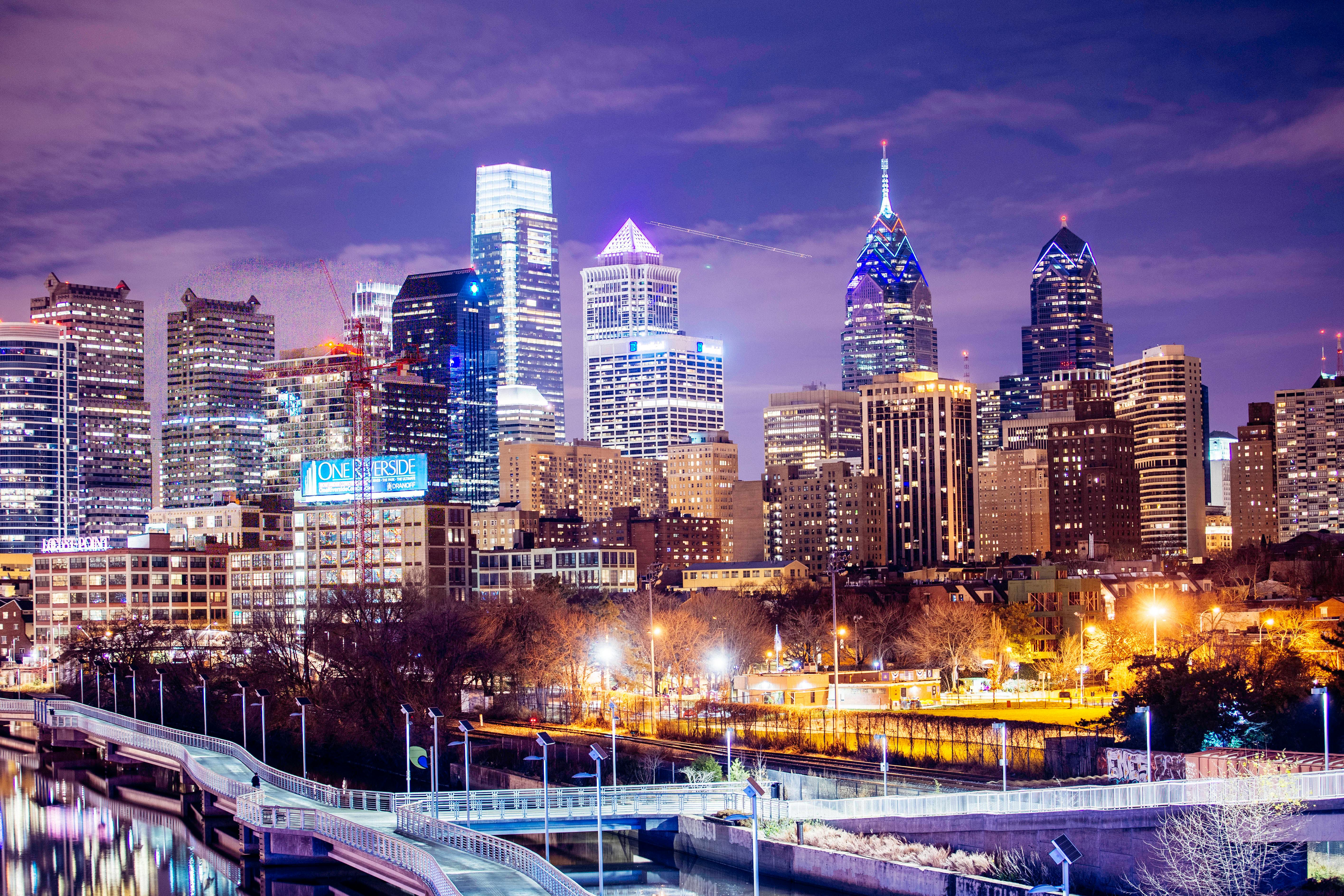 Tall Building Street In City Of Philadelphia With A Backgrounds | JPG Free  Download - Pikbest