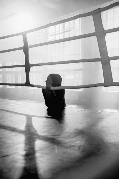 Fighter resting on the ring ropes, photo by Ron Lach on Pexels