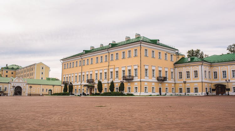 Orange Palace And Paved Square