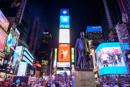 Imagine de stoc gratuită din aglomerat, cladiri inalte, george m cohan statue