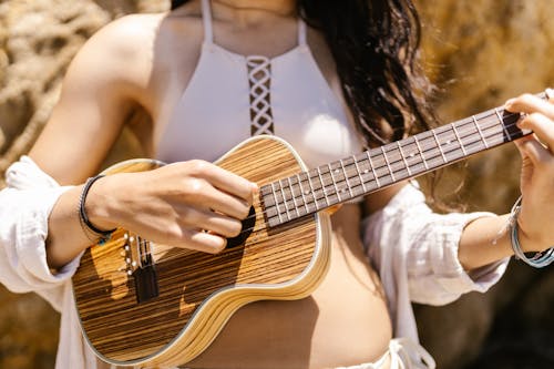 Imagine de stoc gratuită din artist, cântă la chitară, femeie