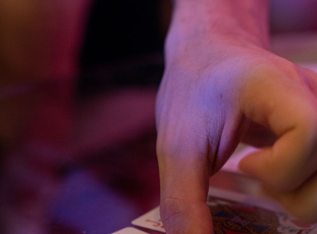 Online Casino: Spielautomaten und Live-Spiele im Überblick