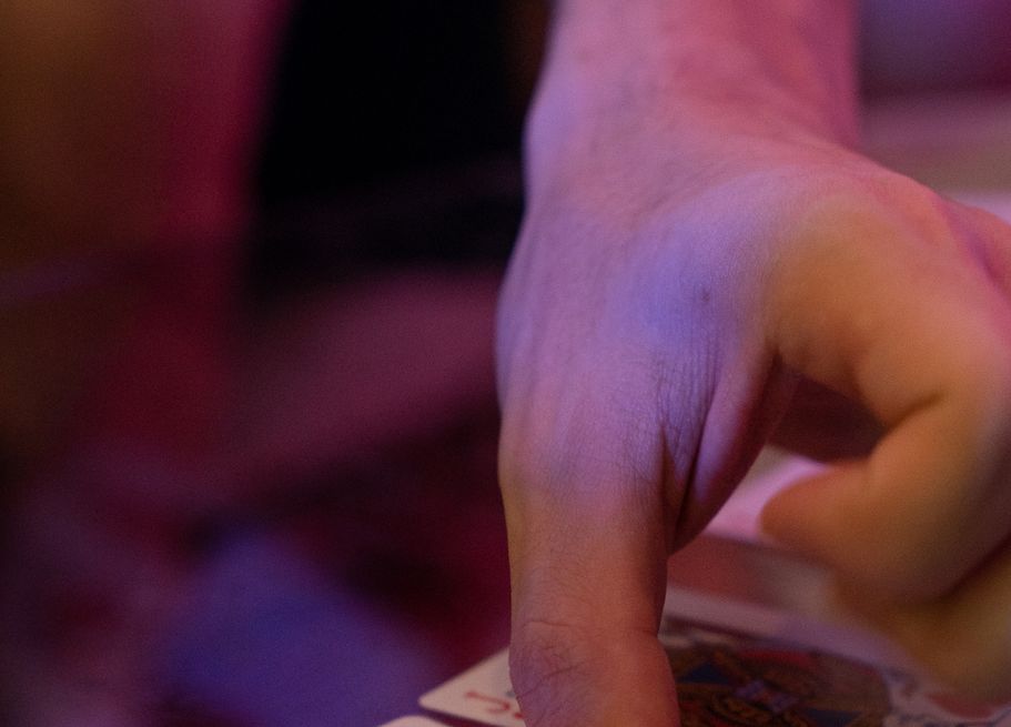 Online Casino: Spielautomaten und Live-Spiele im Überblick