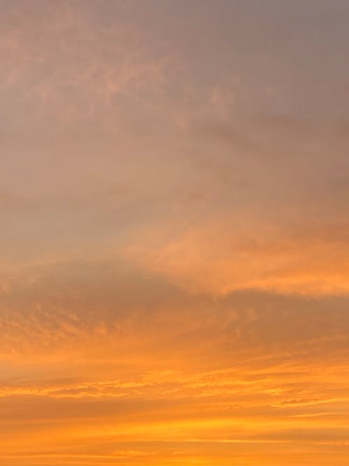 Kostenloses Stock Foto zu dramatischer himmel, goldene stunde, landschaftlich