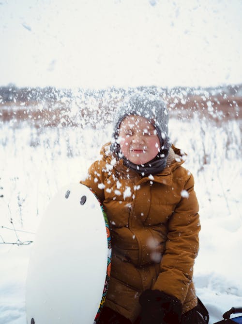 （頂部有小羊毛球的）羊毛帽子, 下雪, 俄國 的 免費圖庫相片
