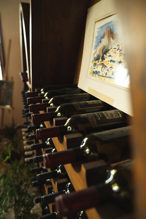 Photos gratuites de bouteilles de vin, bouteilles en verre, cave viticole