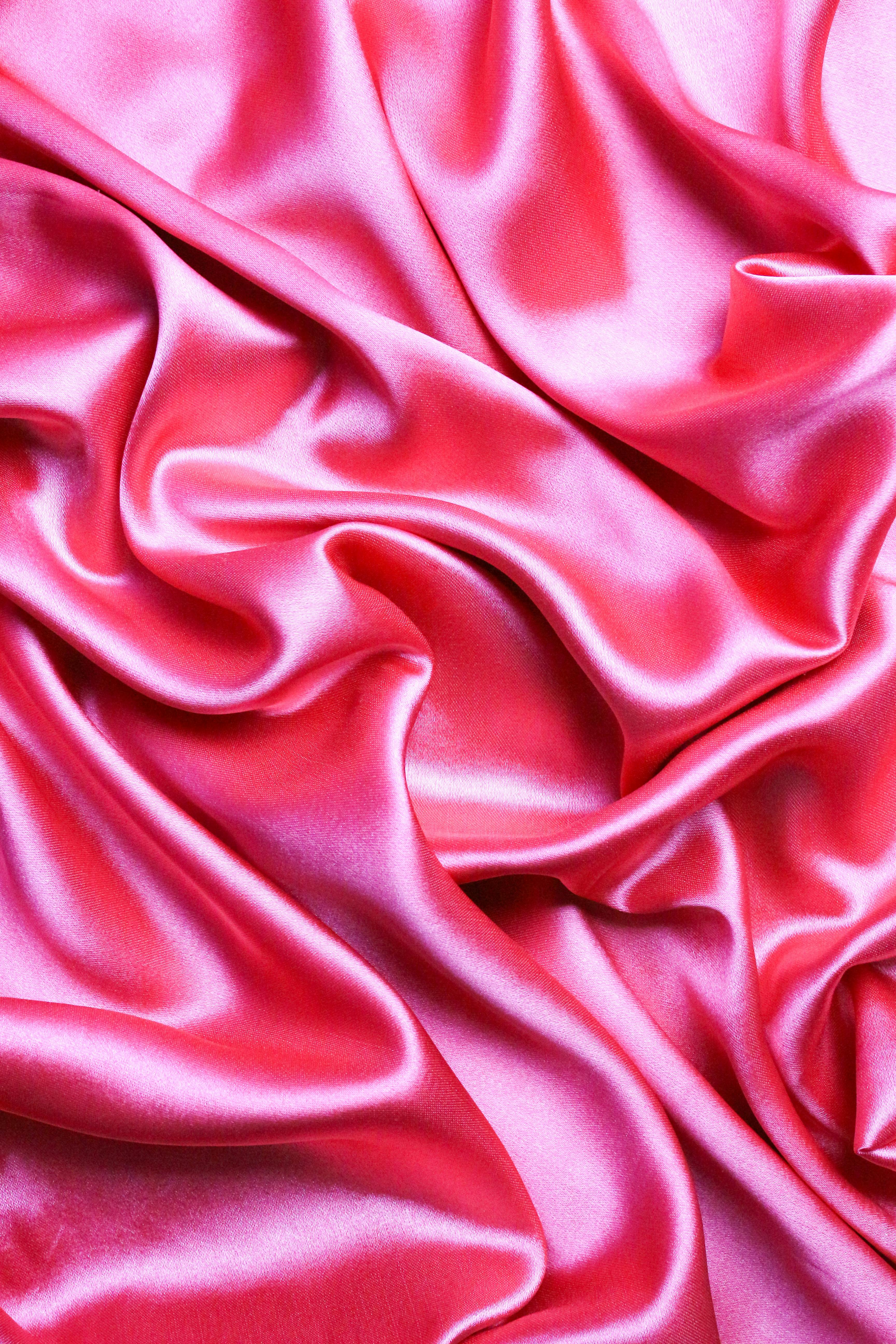Desarmamiento Pesimista Obsesión Close Up of Rippled Pink Satin Fabric · Free Stock Photo
