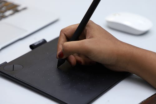 çizim, çizim tableti, grafik tablet içeren Ücretsiz stok fotoğraf