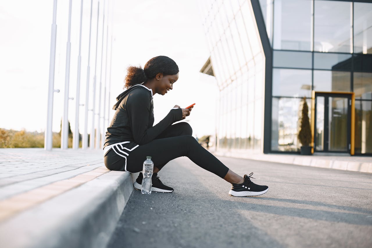 How Far Apart Should Gutter Brackets Be? Answer] CGAA