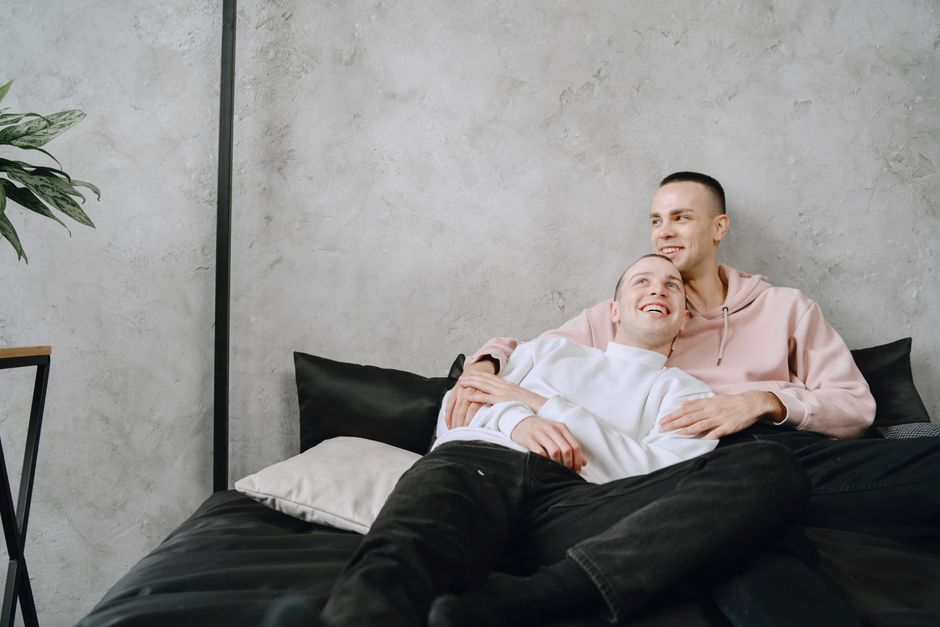 Schwules Dating in der Kleinstadt: Tipps wenn die Szene fehlt