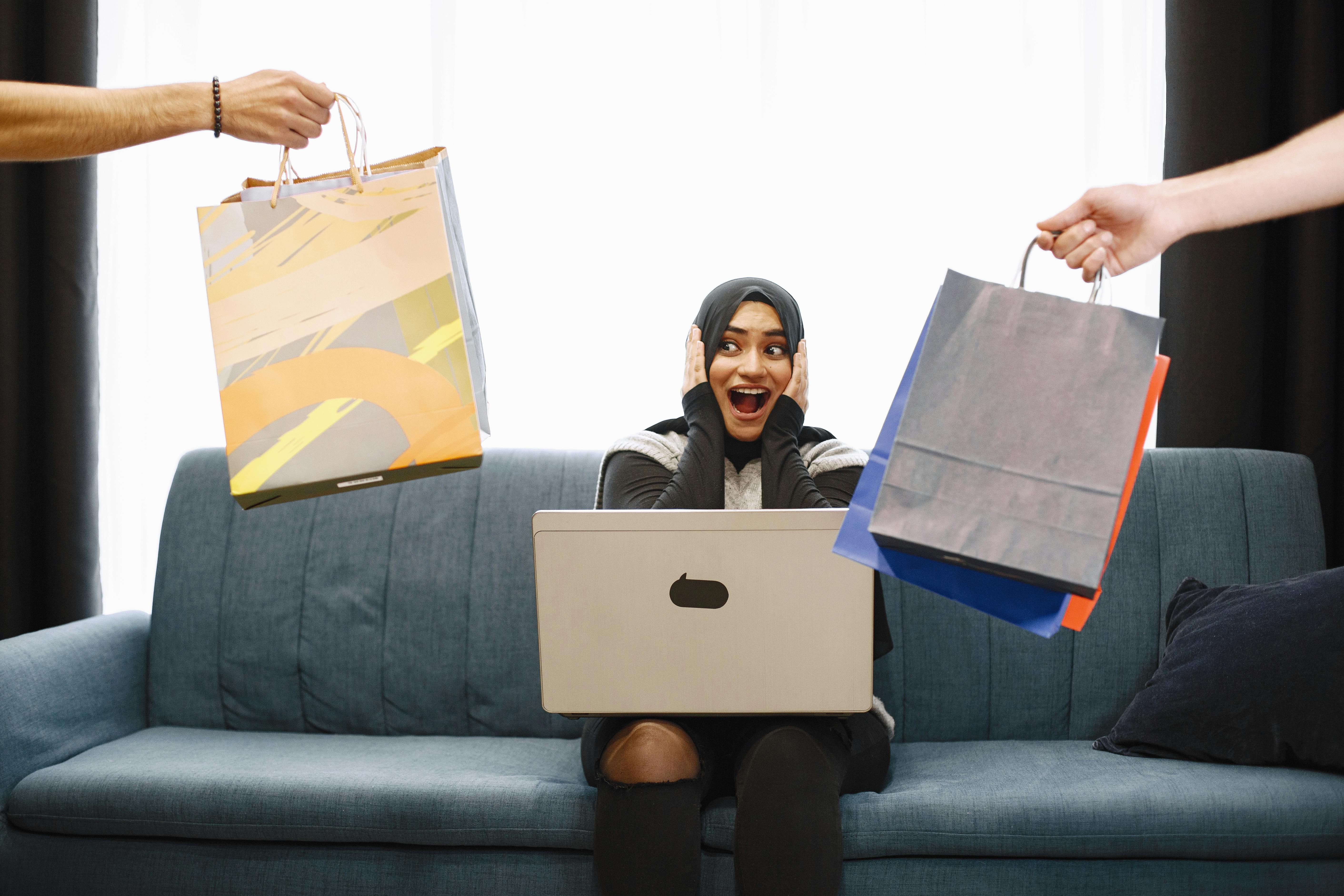 Amazon Alternatives: 21 Places to Shop Online Other Than Amazon — Photo by Gustavo Fring on Pexels