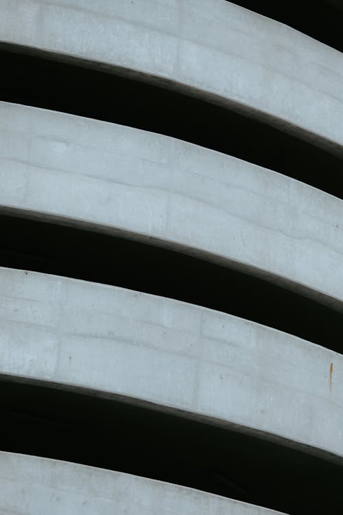 Gratis stockfoto met architectuur, betonnen constructie, buitenkant van het gebouw