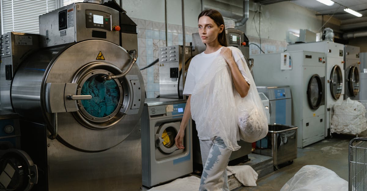 How to dry clothes indoors without a dryer