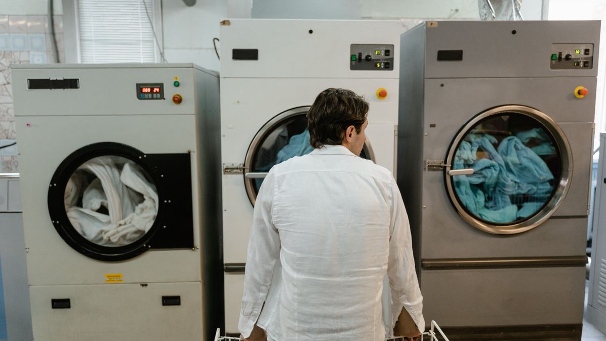 Máquina de lavar ou lava e seca: qual vale mais a pena?