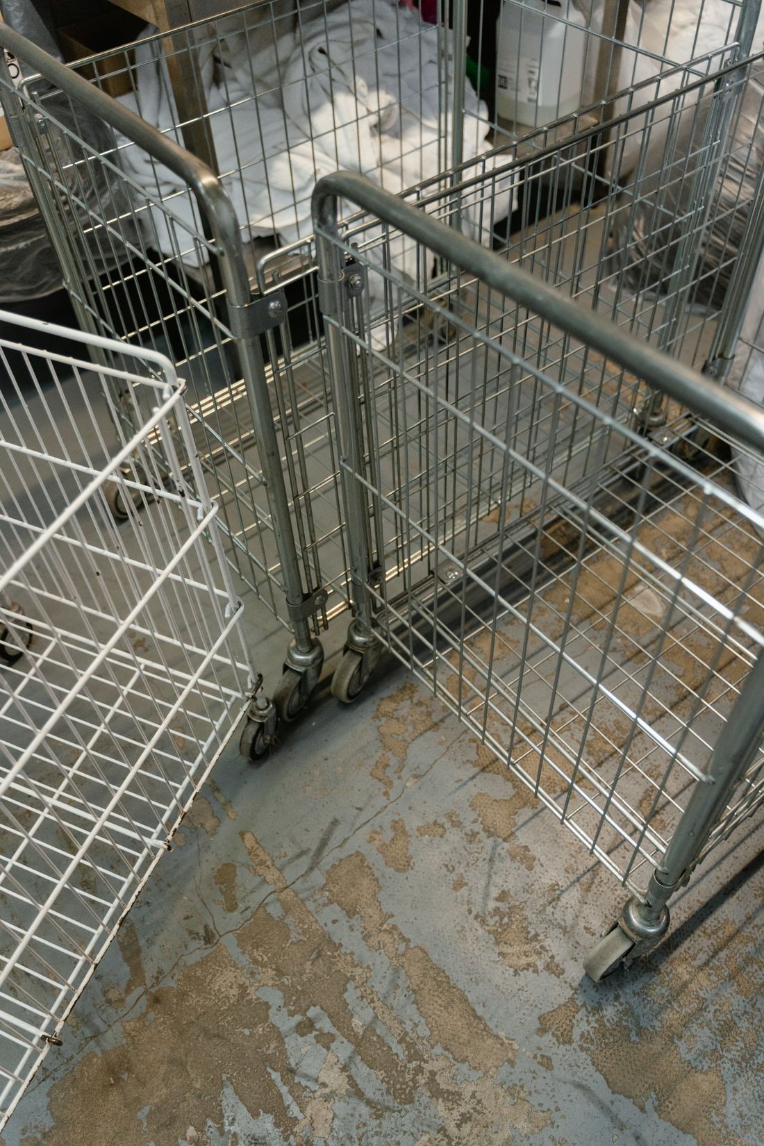 Chariots de linge professionnels