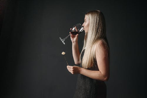 Kostenlos Kostenloses Stock Foto zu rotwein, sauberes glas, trinken Stock-Foto
