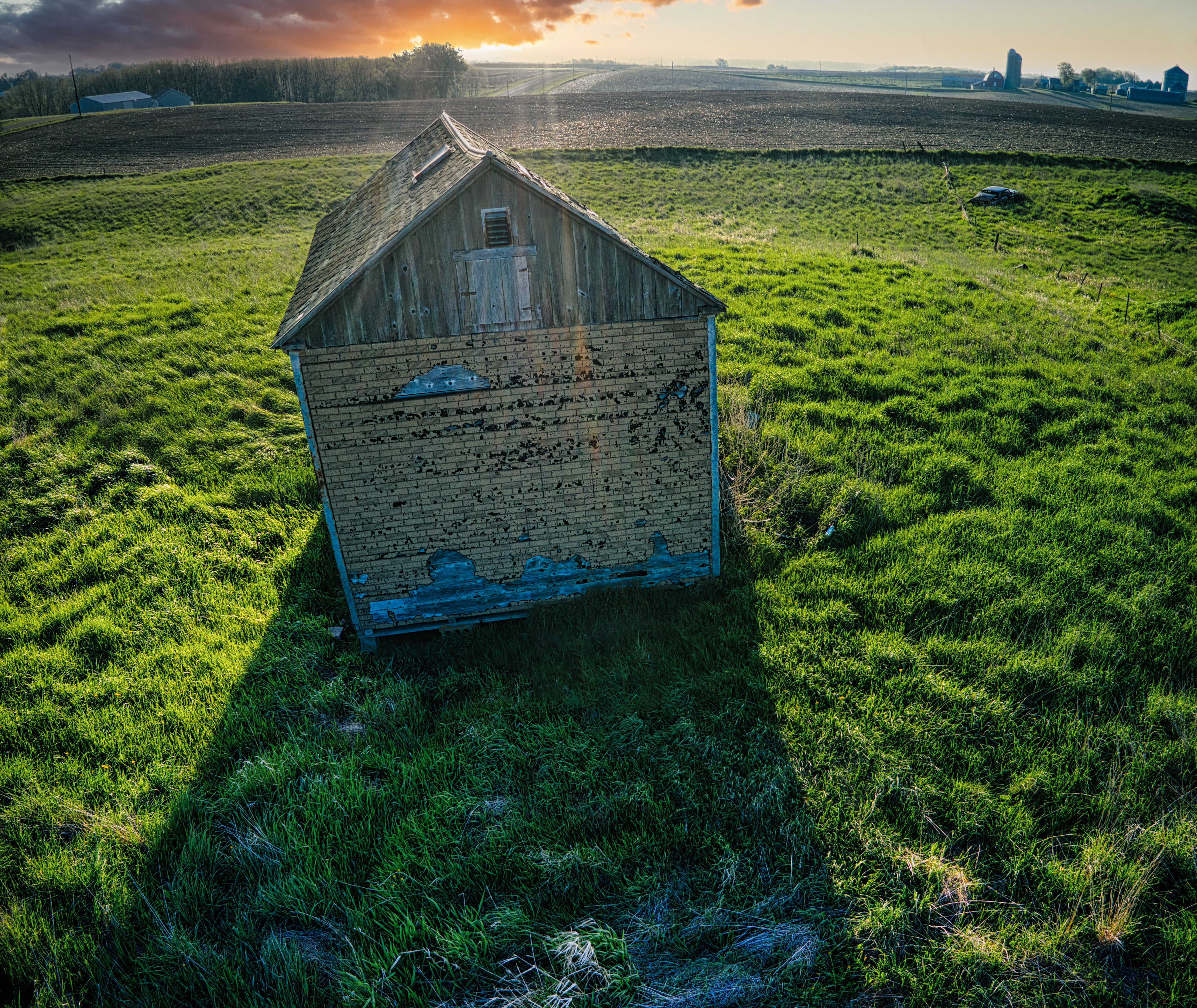 Brown Wooden House on Green Grass Field · Free Stock Photo