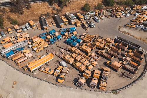 Fotos de stock gratuitas de aparcado, estacionamiento, foto con dron