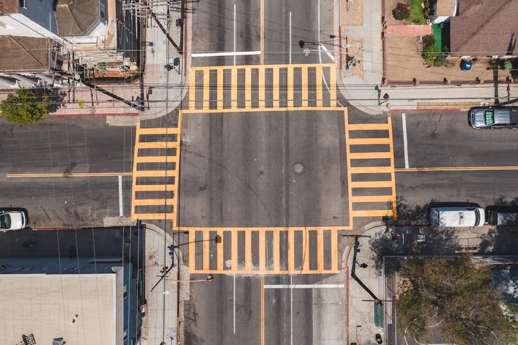 Top View Of An Intersection In A Neighborhood In Los Angeles