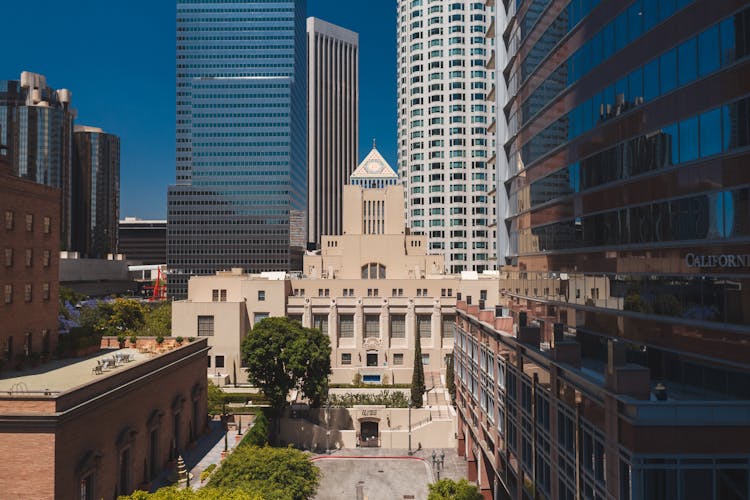 Public Library In Los Angeles