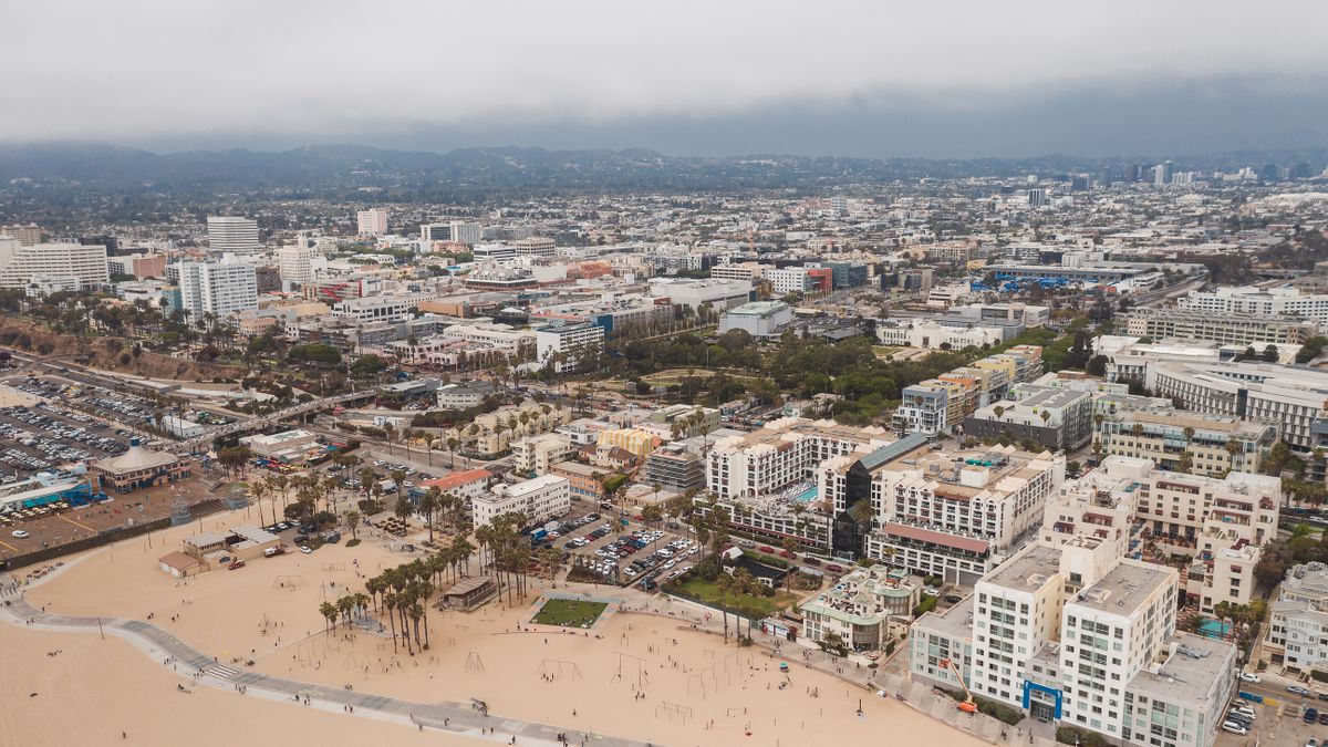 Back-To-School Giveaways in Santa Ana, CA: Updated 2026 List for Local Winners