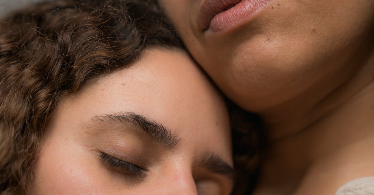 How to decompress your spine while sleeping