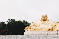Gold Buddah Statue